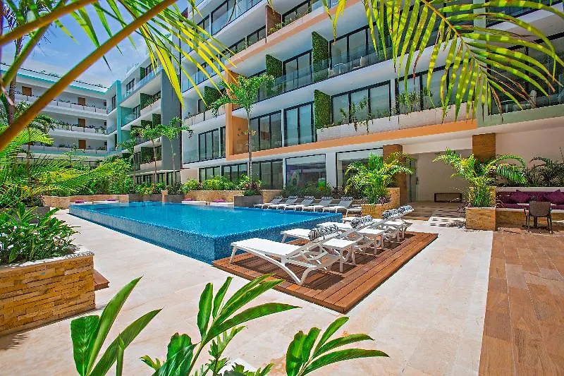 The City Playa del Carmen Apartment