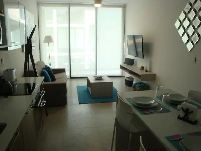 The City Playa del Carmen Apartment